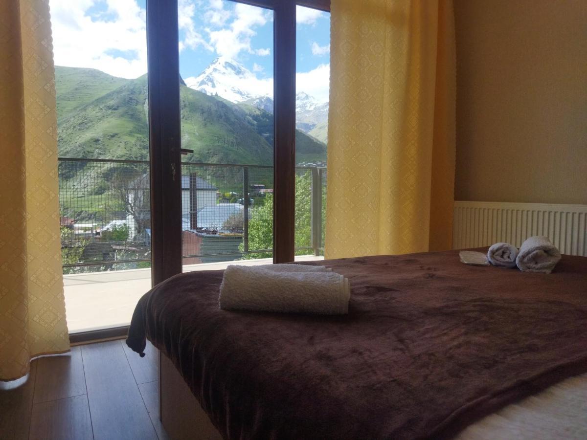 Discover Kazbegi Hotel Exterior photo