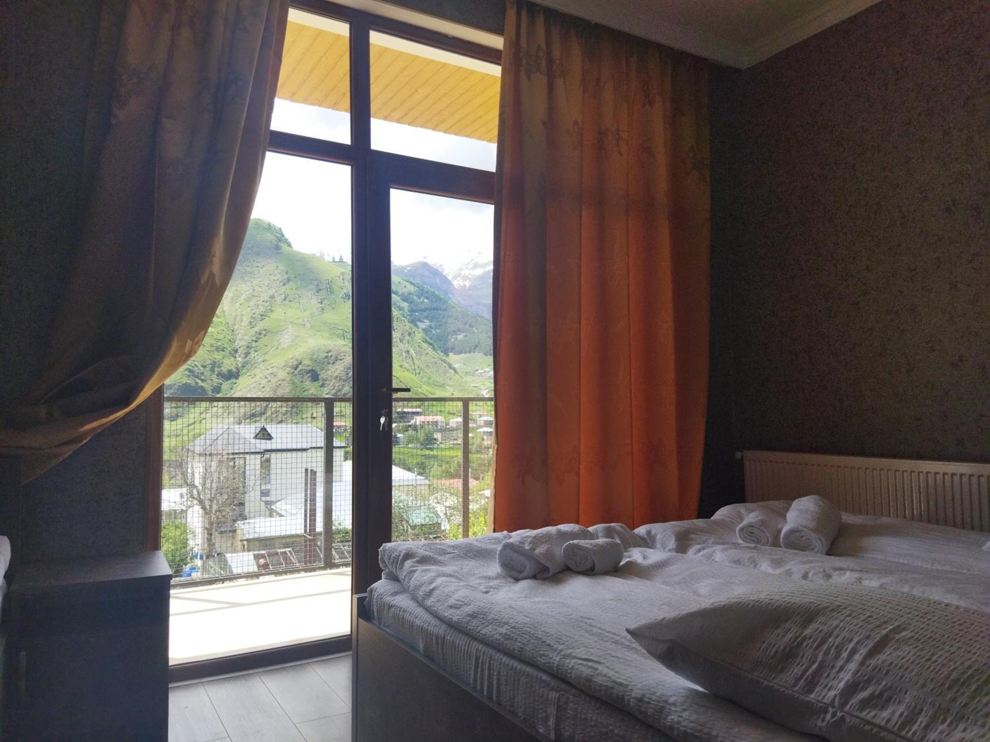 Discover Kazbegi Hotel Room photo