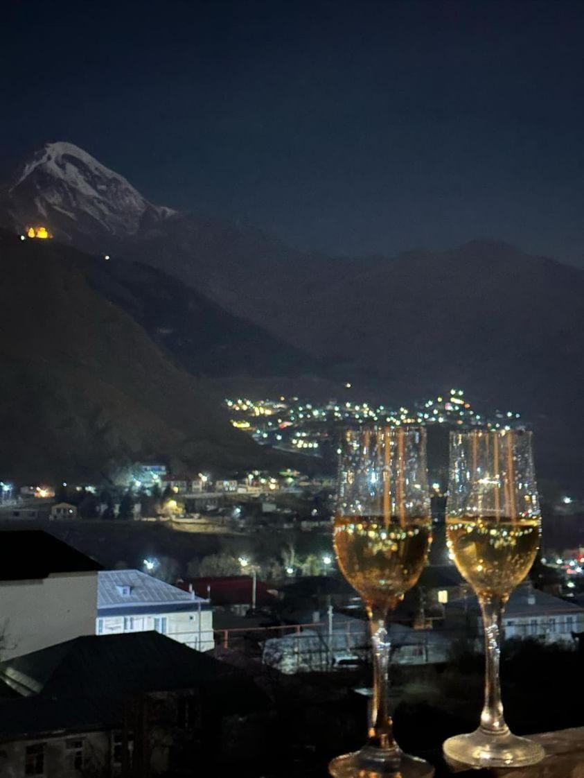 Discover Kazbegi Hotel Exterior photo